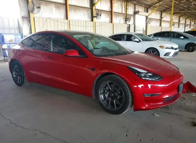TESLA MODEL 3 2021