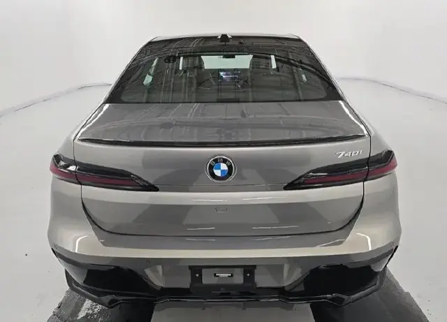 BMW 740I M SPORT PRO 2023