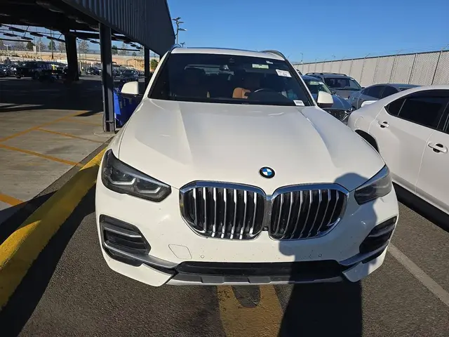 BMW X5 SPORTS ACTIVITY VEHICLE 2023