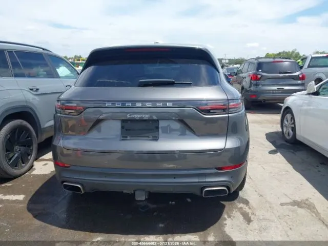 PORSCHE CAYENNE 2022