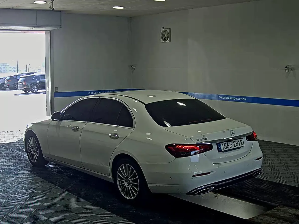 MERCEDES-BENZ E250 EXCLUSIVE 2021