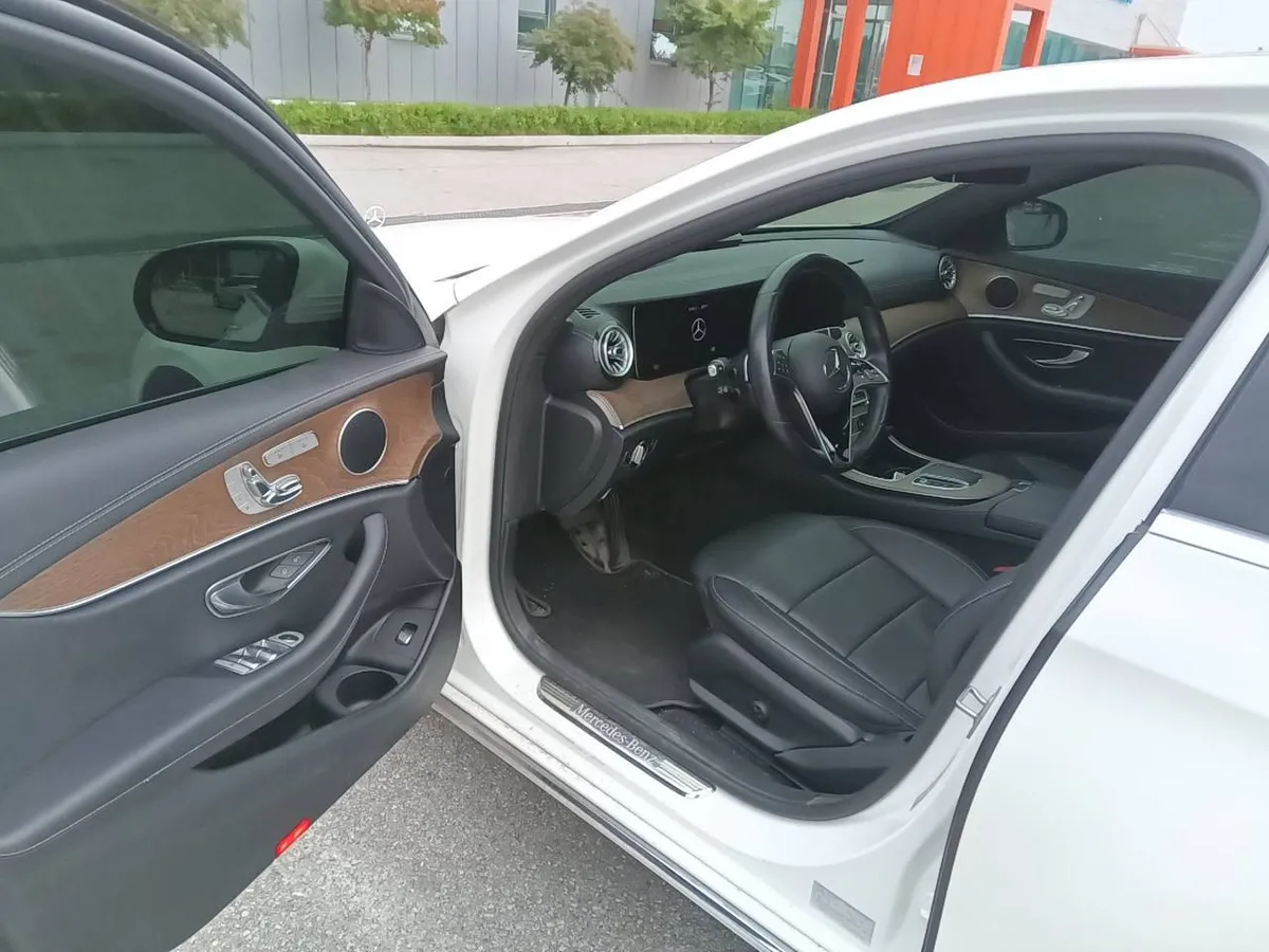 MERCEDES-BENZ E250 EXCLUSIVE 2021