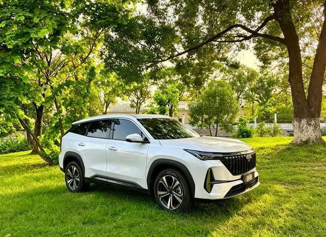 GEELY BOYUE L SHANHE VERSION (ПРЕДМАКСИМАЛЬНАЯ) 2025