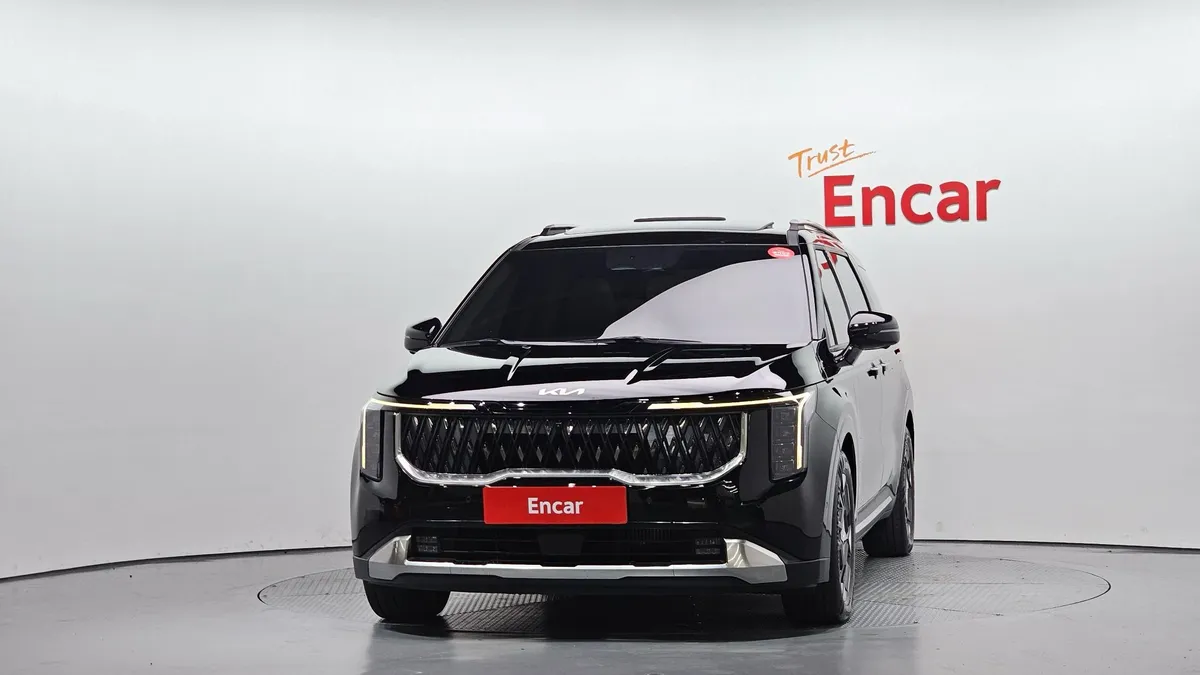 KIA CARNIVAL SIGNATURE 2023