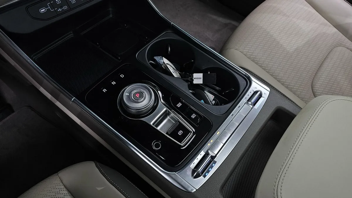 KIA CARNIVAL SIGNATURE 2023