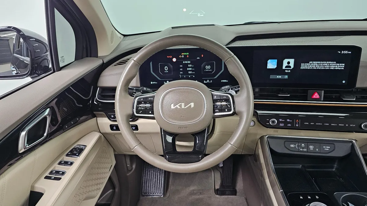 KIA CARNIVAL SIGNATURE 2023