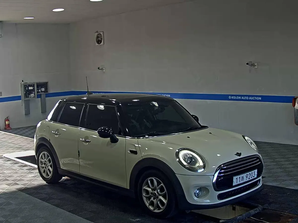 MINI COOPER 2015