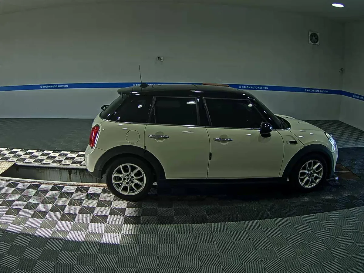 MINI COOPER 2015