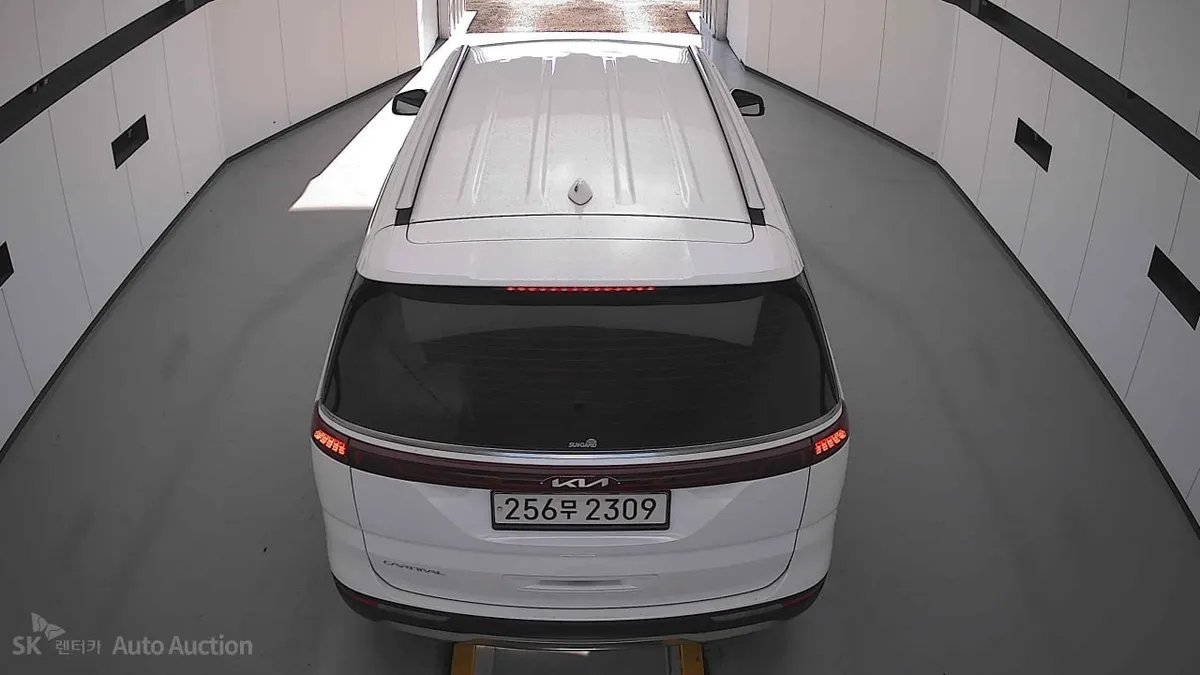 KIA CARNIVAL NOBLESSE 2022