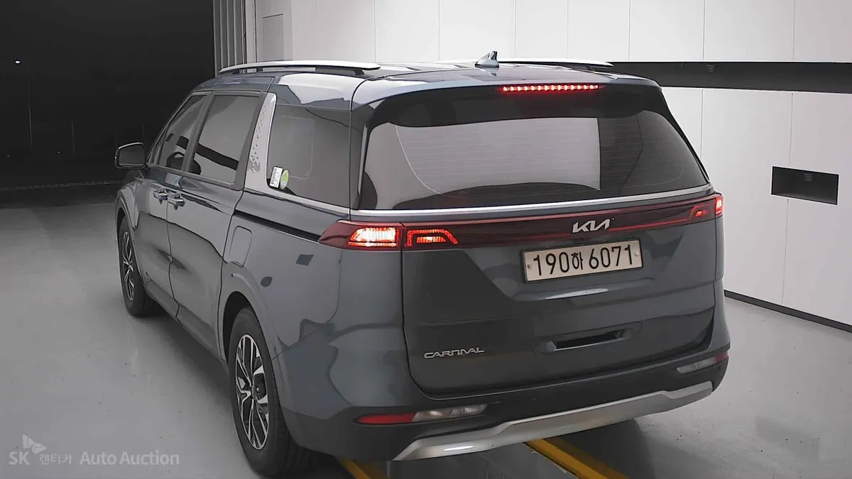 KIA CARNIVAL PRESTIGE 2022