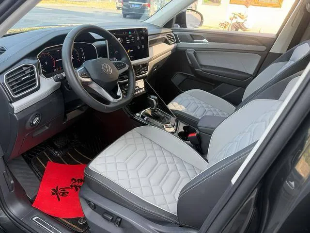VOLKSWAGEN TAYRON LUXURY 2024