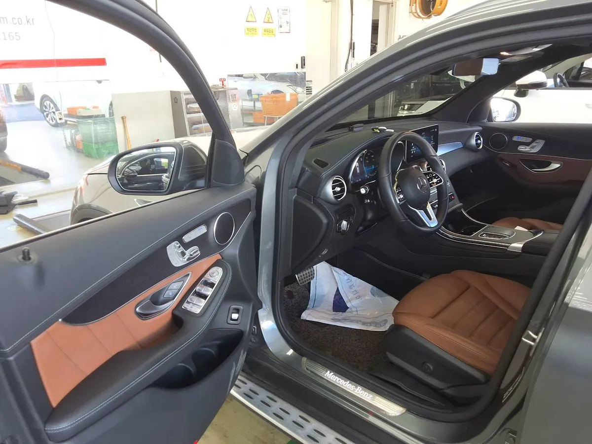 MERCEDES-BENZ GLC CLASS GLC 300 2022