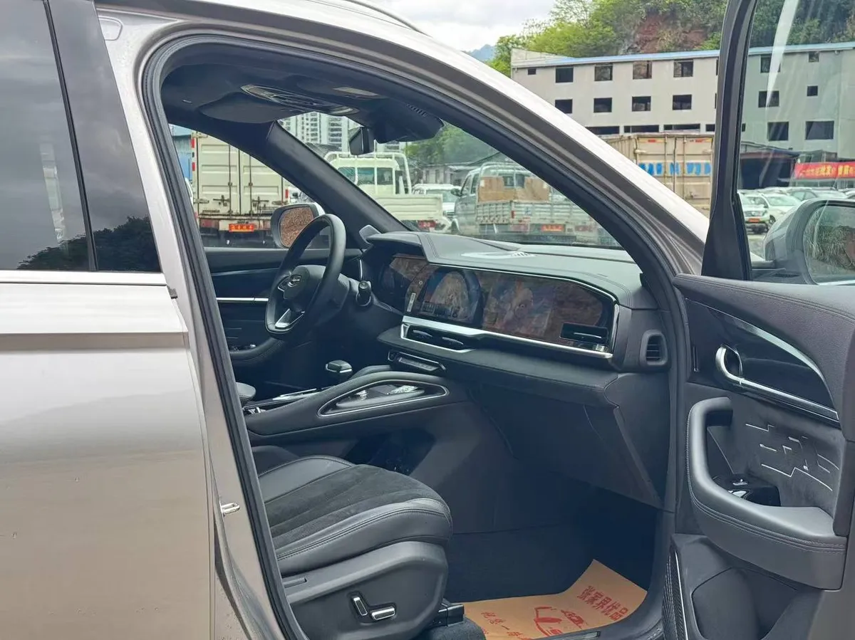 GEELY XINGYUE L FLAGSHIP (МАКСИМАЛЬНАЯ) 5 МЕСТ 2024