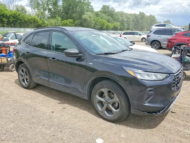 FORD ESCAPE ST LINE 2024