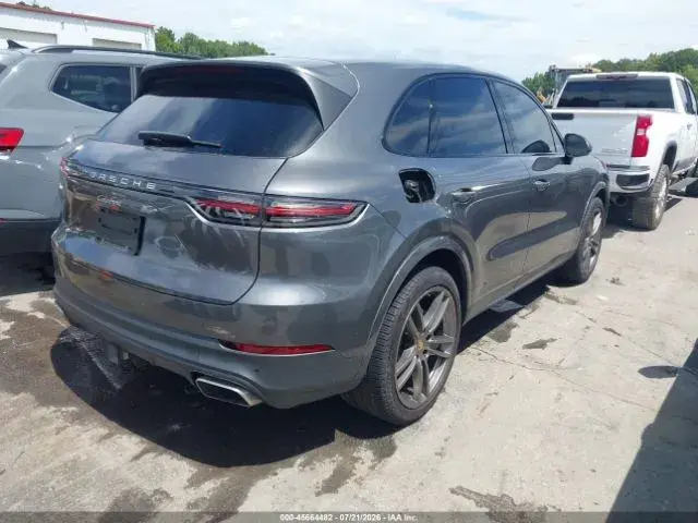 PORSCHE CAYENNE 2022