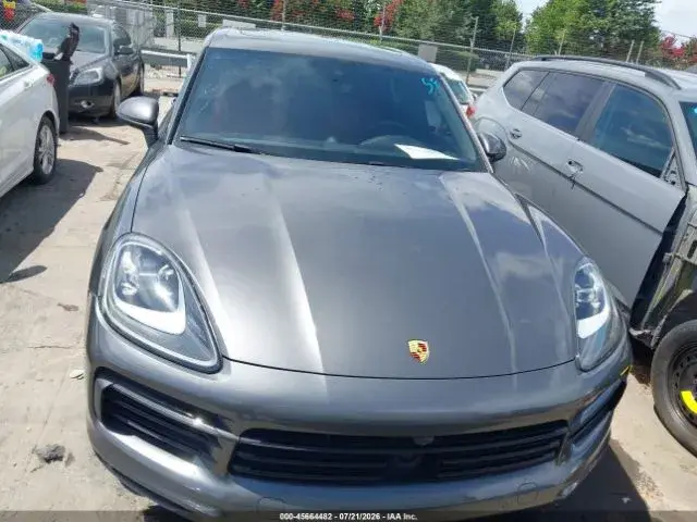 PORSCHE CAYENNE 2022