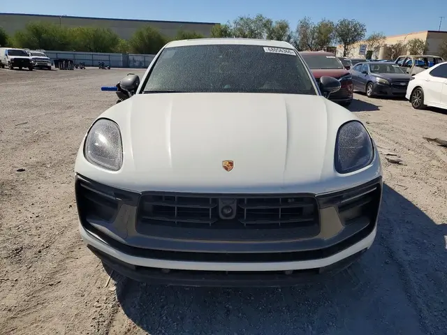 PORSCHE MACAN T 2023
