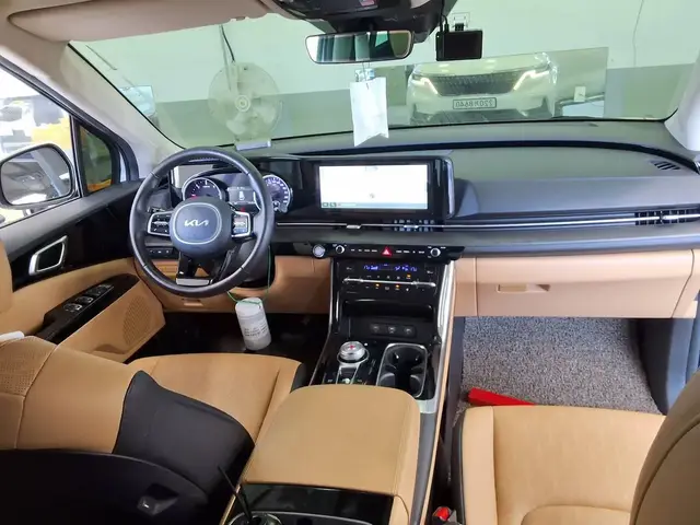 KIA CARNIVAL NOBLESSE 2022