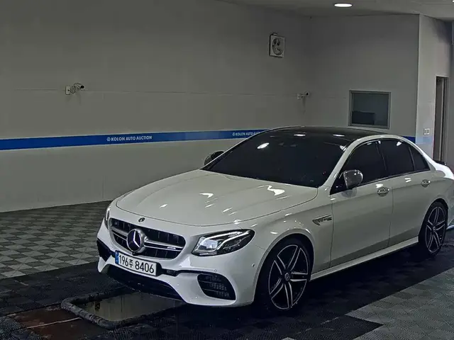 MERCEDES-BENZ E63 AMG 4MATIC 2020