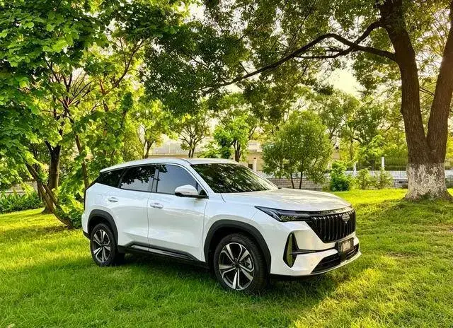 GEELY BOYUE L SHANHE VERSION (ПРЕДМАКСИМАЛЬНАЯ) 2025