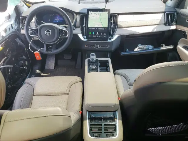 VOLVO XC90 ULTRA 2025