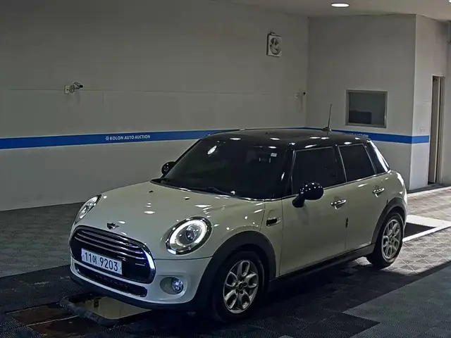 MINI COOPER 2015