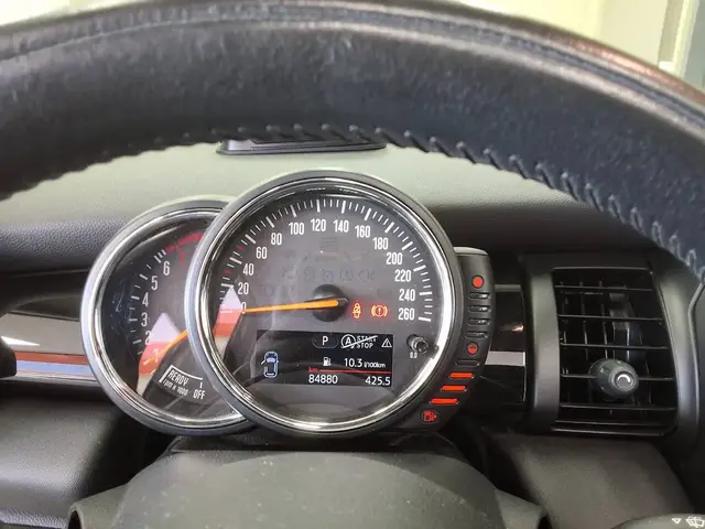MINI COOPER 2015