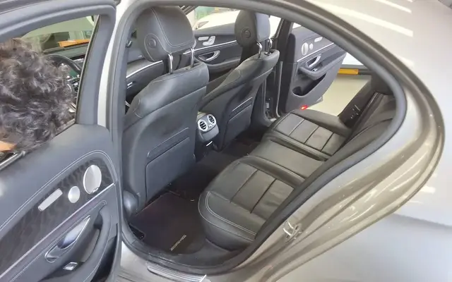 MERCEDES-BENZ E- 2022