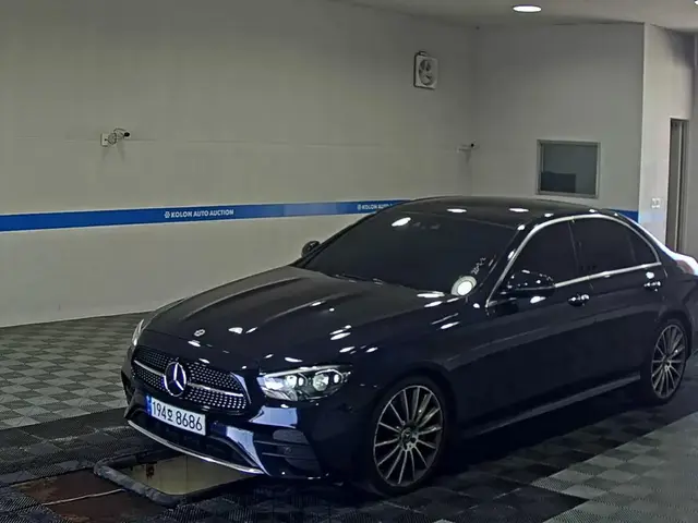 MERCEDES-BENZ E-CLASS 2022