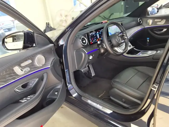 MERCEDES-BENZ E-CLASS 2022