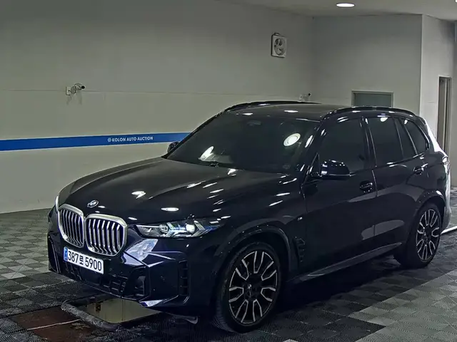 BMW X5 2023