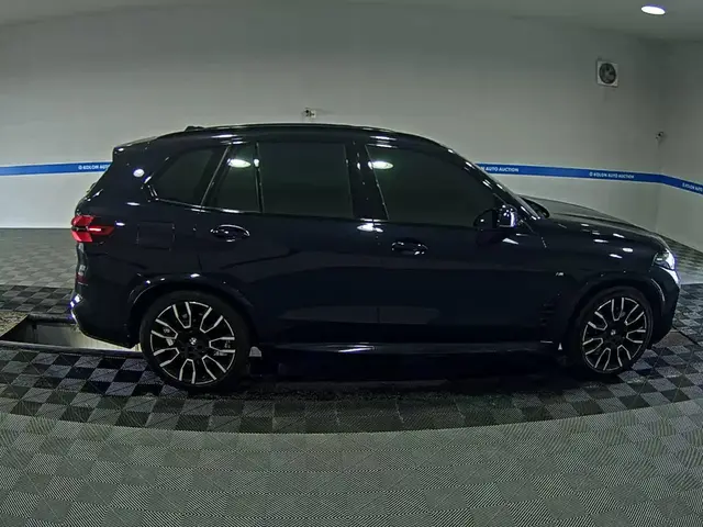 BMW X5 2023