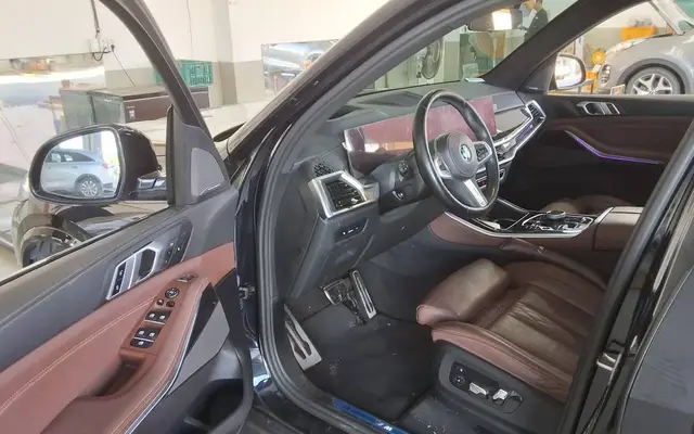 BMW X5 2023