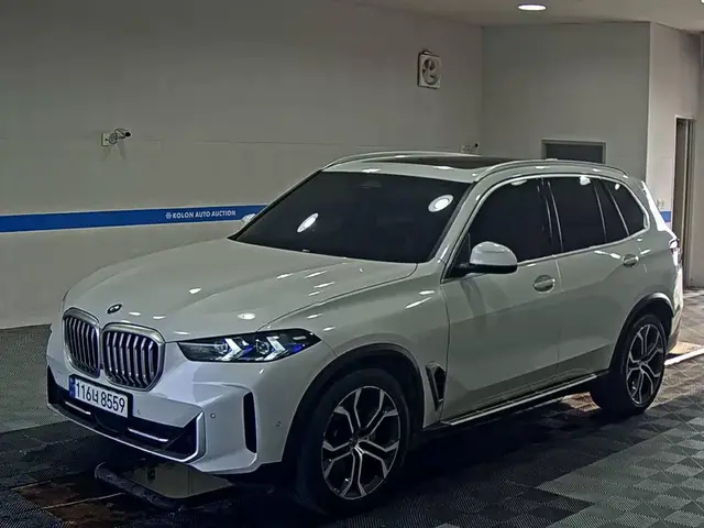 BMW X5 2023