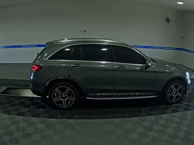 MERCEDES-BENZ GLC CLASS GLC 300 2022