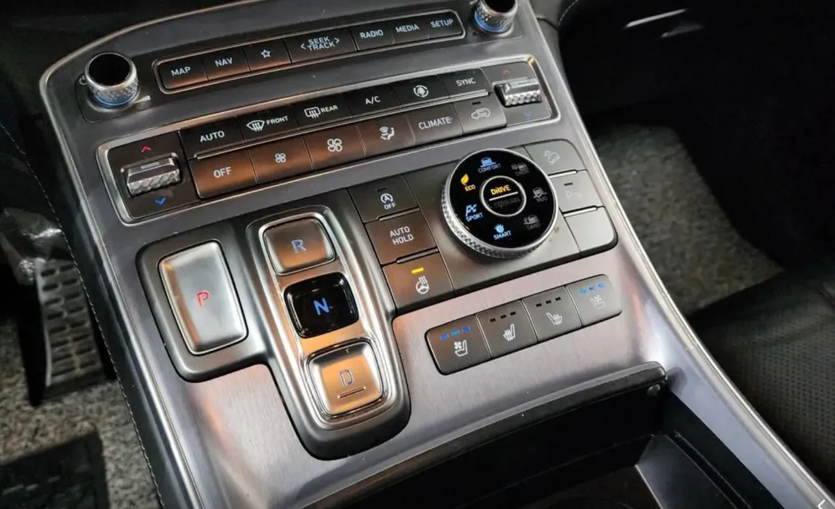 HYUNDAI SANTA FE 2021