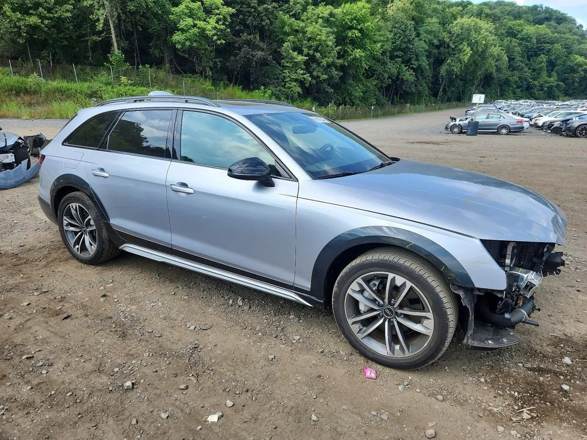 AUDI A4 PREMIUM PLUS 2023