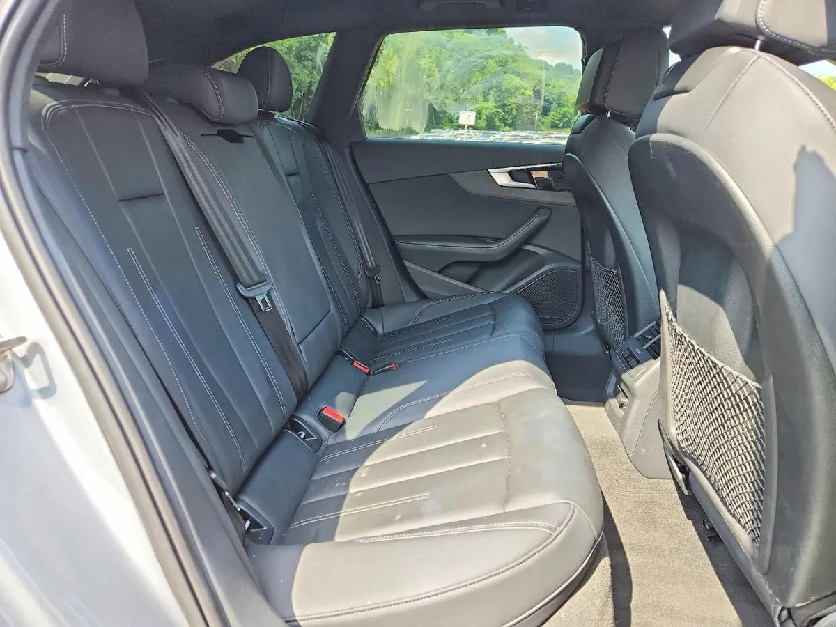 AUDI A4 PREMIUM PLUS 2023