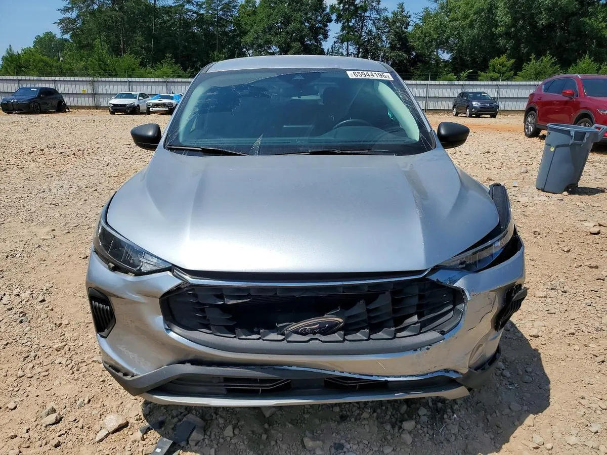 FORD ESCAPE 2022