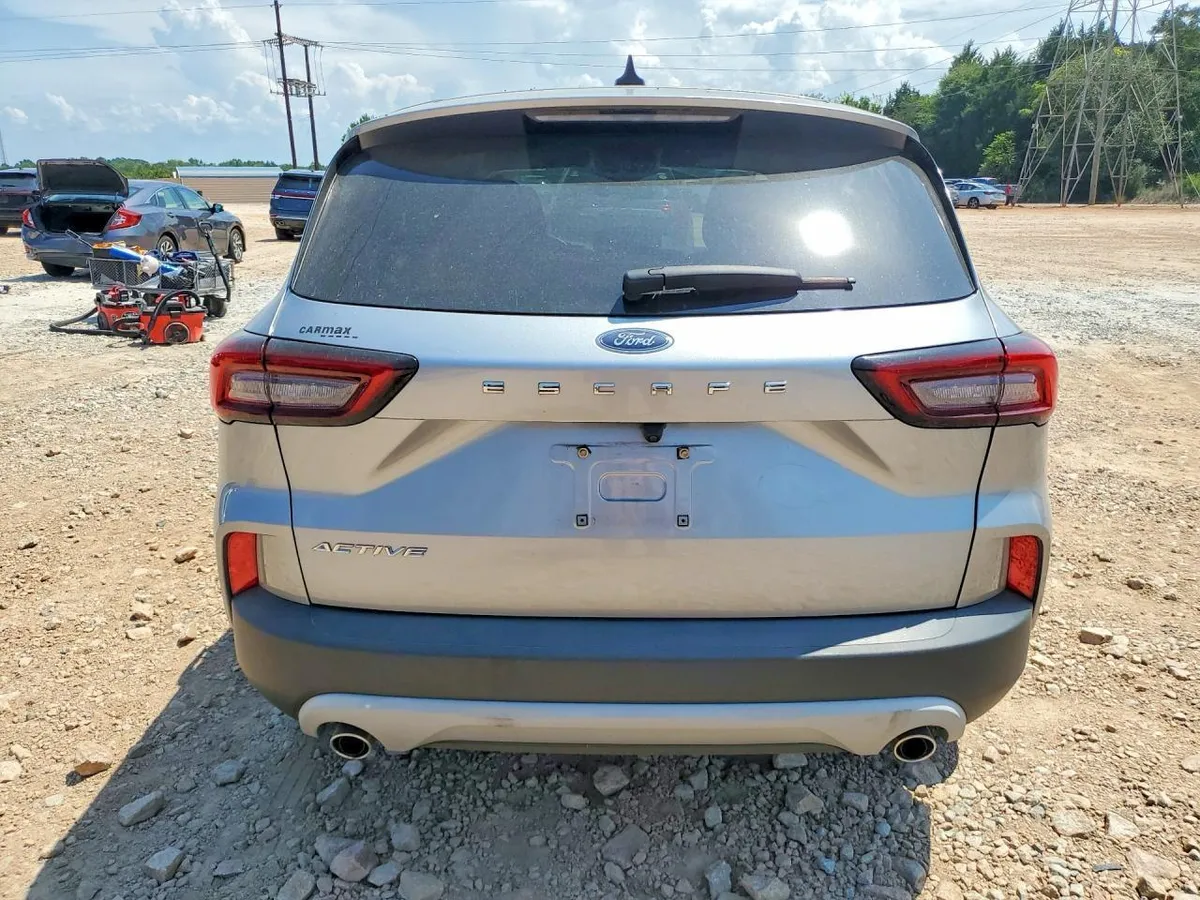 FORD ESCAPE 2022