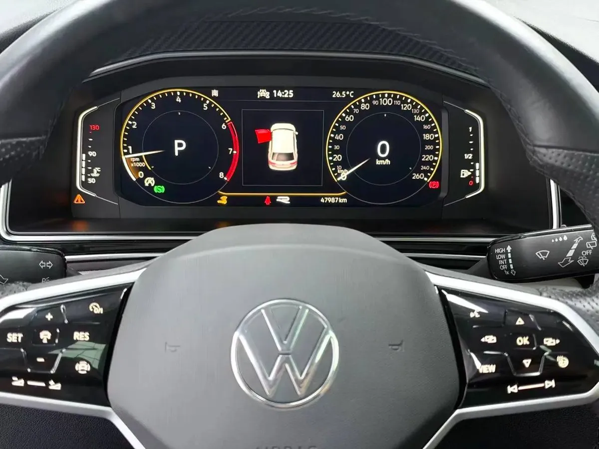 VOLKSWAGEN TIGUAN L R LINE 2.0TSI 330TSI 2WD PREMIUM AT 2022