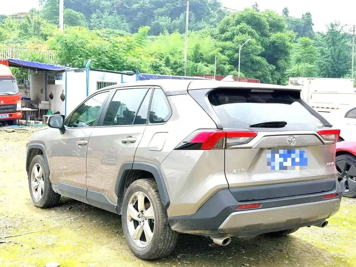 TOYOTA RAV4 2.0 2WD FASHION EDITION 2022