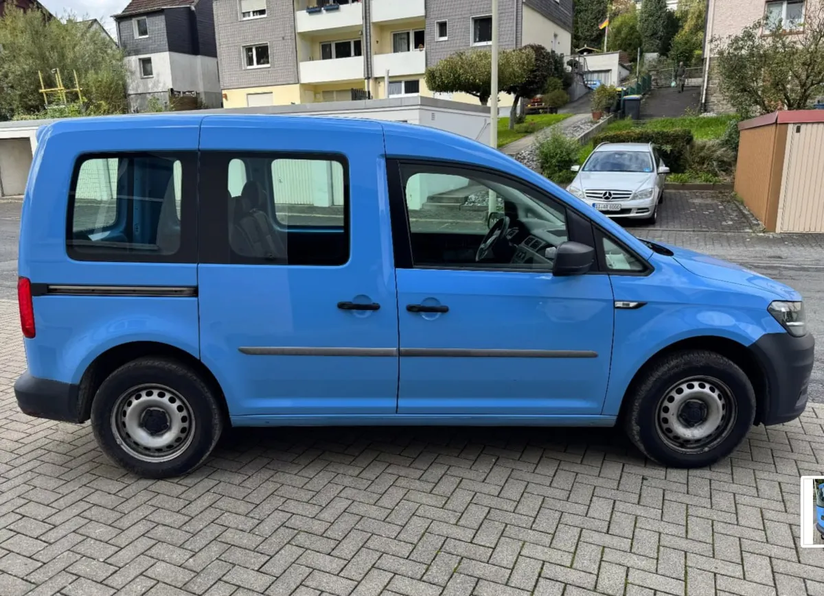 VOLKSWAGEN CADDY 2019