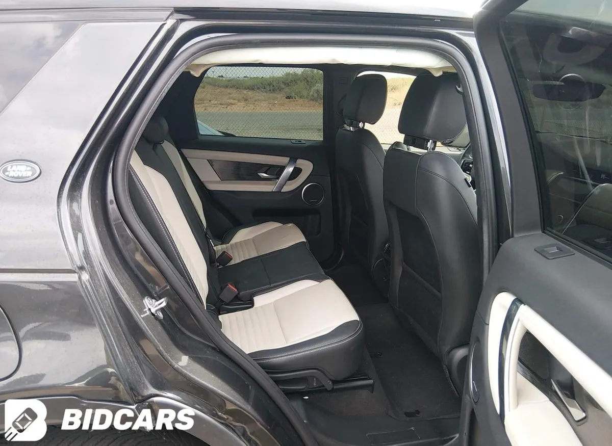 LAND ROVER DISCOVERY SE 2023