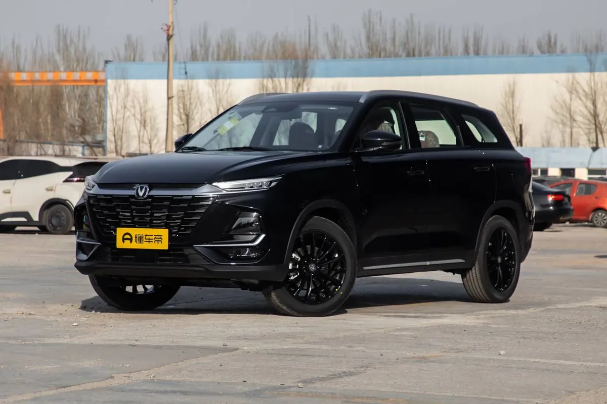 CHANGAN CS75 1.5 DCT HAPPY ENJOYMENT 7 МЕСТ 2026