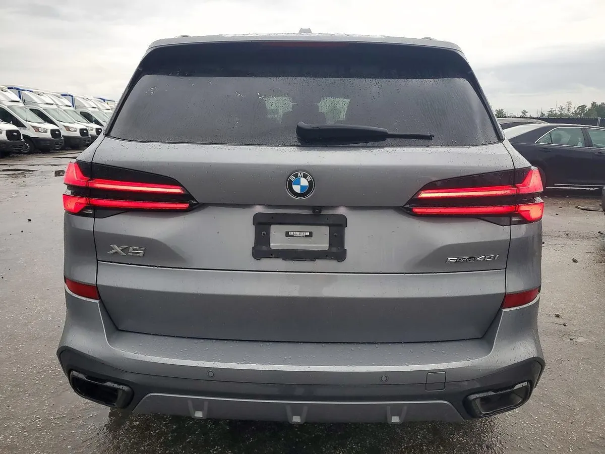 BMW X5 2023