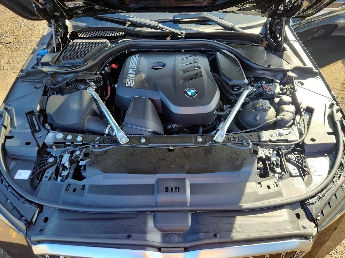 BMW 5 SERIES 2026
