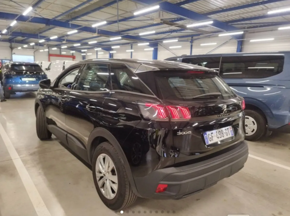 PEUGEOT 3008 2022