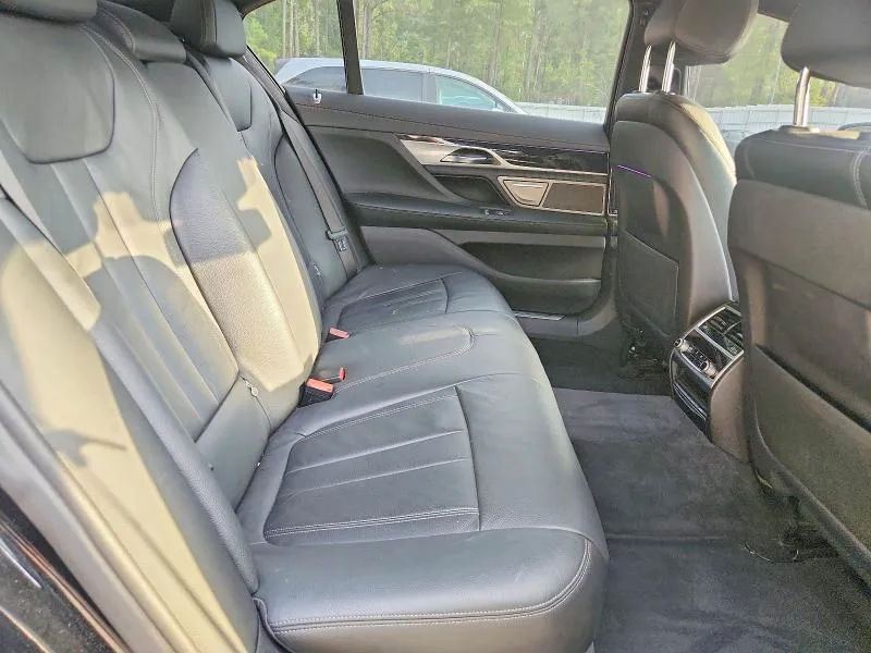 BMW 7 SERIES 2018
