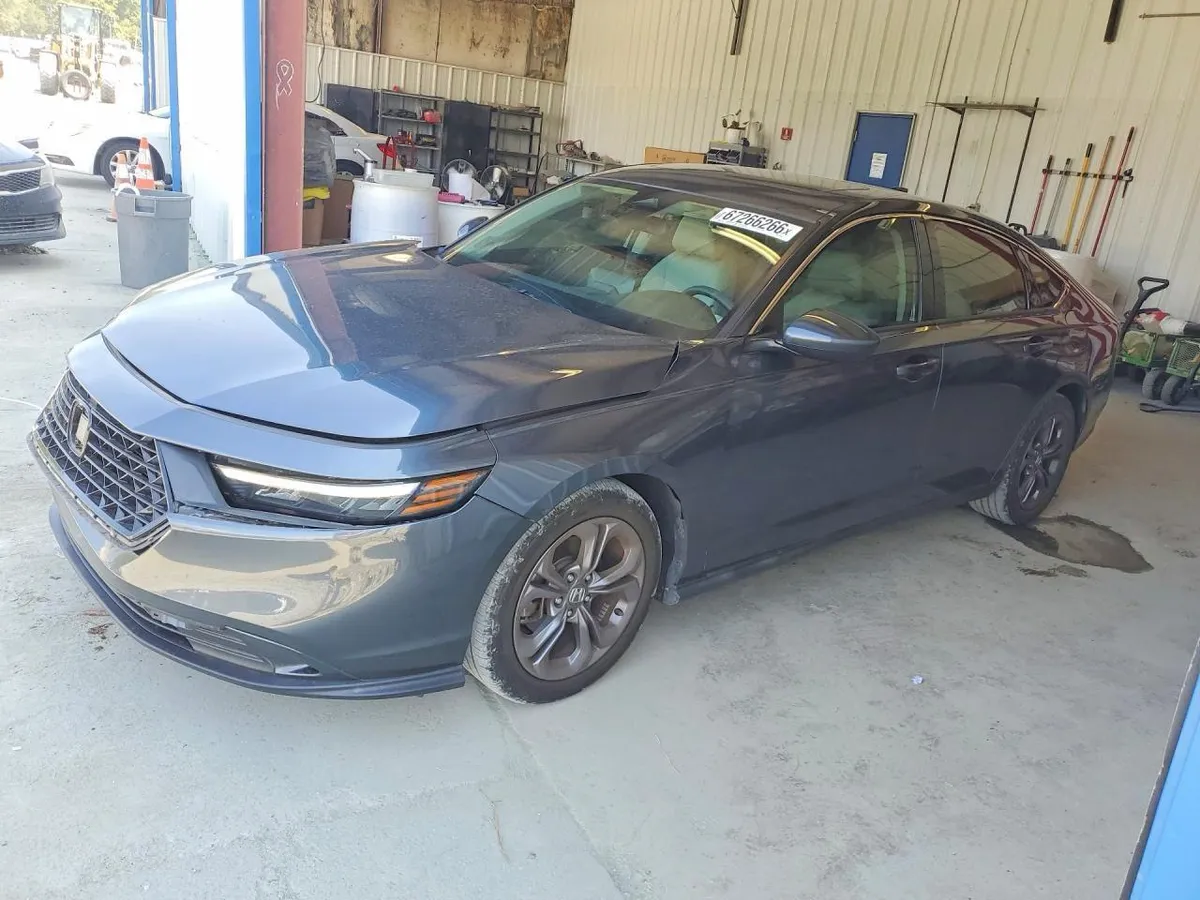 HONDA ACCORD EX 2023
